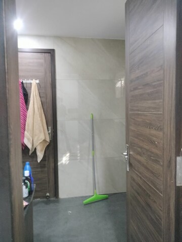 Bathroom in 3 BHK Builder Floor at RWA Residential Society Sector 46, Sector 46 – for Rent