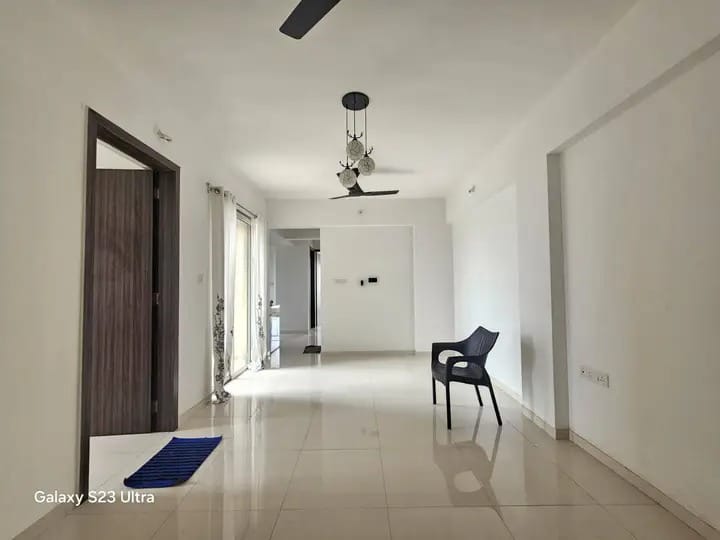 3 BHK 1400 Sq.Ft. Apartment in Prakruti Palladium