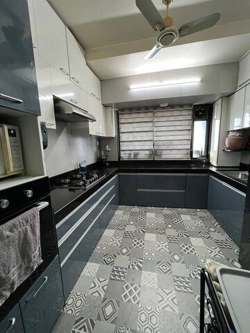 Kitchen in 3 BHK Apartment at Andheri West – for Rent