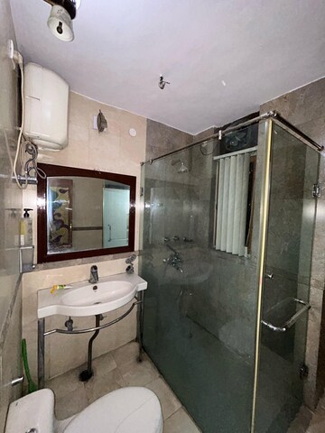 Kitchen in 3 BHK Apartment at Gomti Nagar – for Rent