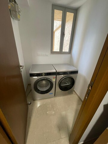Bathroom in 3 BHK Apartment at Hiranandani Glenwood, Ghodbunder Road – for Rent