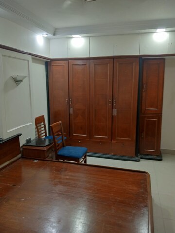Furnished Amenities in 4 BHK Apartment at Blue Gardenia, Peddar Road – for Rent