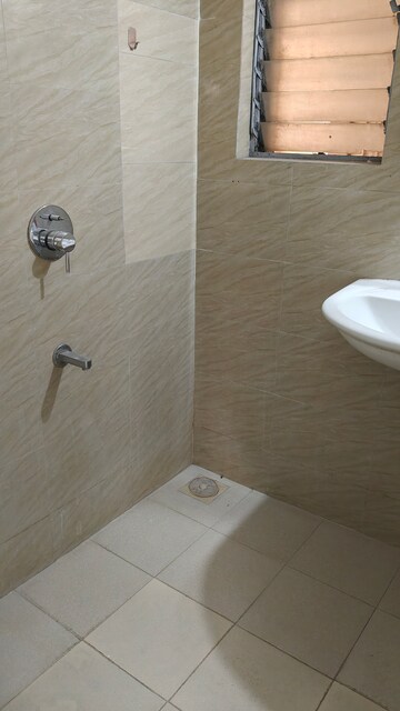 Bathroom in 3 BHK Apartment at Kalpavriksha Apartment, Vasant Vihar – for Rent