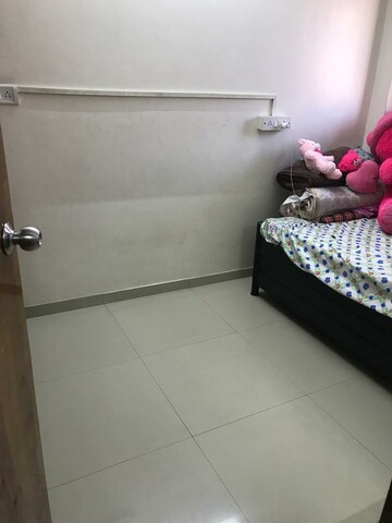 Room in 1 BHK Apartment at Gypsy Apartment, Powai – for Rent