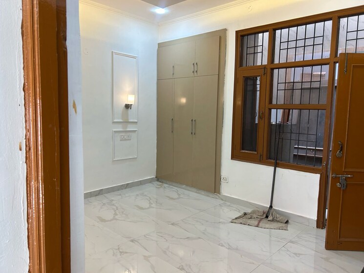 Room, ms-enclave-zirakpur 3 Bedroom 80 Sq.Yd. Independent House In Dhakoli Zirakpur 8437809