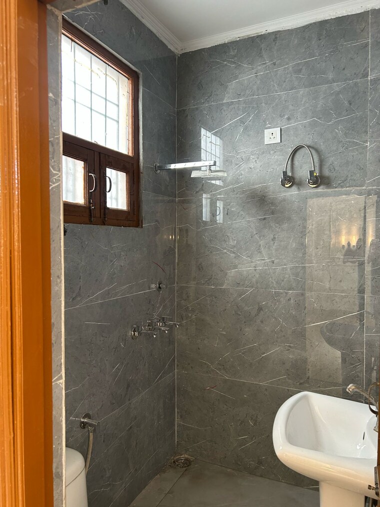 Bathroom, ms-enclave-zirakpur 3 Bedroom 80 Sq.Yd. Independent House In Dhakoli Zirakpur 8437809