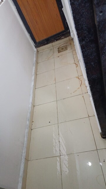 Utility Room in 1.5 BHK Apartment at Dosti Eden, Brahmand – for Rent