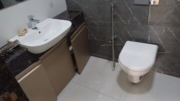 Bathroom in 1.5 BHK Apartment at Dosti Eden, Brahmand – for Rent