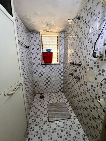Bathroom in 1 BHK Apartment at Andheri West – for Rent