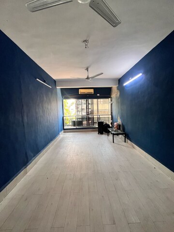 1 BHK Apartment For Rent in Andheri West