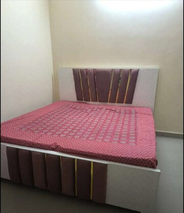 Bedroom in 1 BHK Independent House at Jankipuram Extension – for Rent