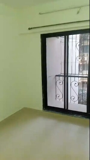 Room in 2 BHK Apartment at Andheri West – for Sale