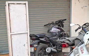 Shop For Rent in Gomti Nagar