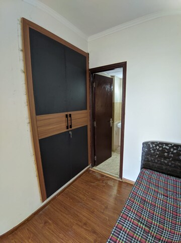 Room in 3 BHK Apartment at Amrapali Leisure Park, Amrapali Leisure Valley – for Sale