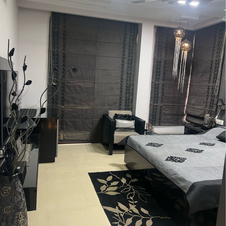 Room, uday park 3 Bedroom 2000 Sq.Ft. Builder Floor In Uday Park Delhi 8438016