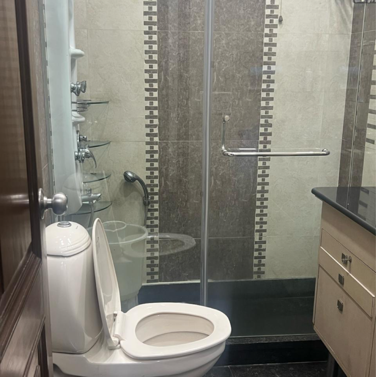 Bathroom, uday park 3 Bedroom 2000 Sq.Ft. Builder Floor In Uday Park Delhi 8438016