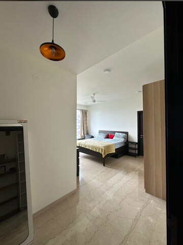 Furnished Amenities in 3 BHK Apartment at Oberoi Maxima, Andheri East – for Rent