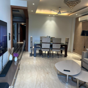 Living Room in 3 BHK Builder Floor at Sarvapriya Vihar – for Rent