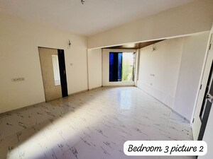 Room in 3 BHK Apartment at Sector 17 Kopar Khairane – for Sale