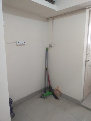 Room in 1 BHK Apartment at Mhada Bombay Dyeing Mill, Wadala – for Rent