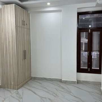 Room in 2 BHK Builder Floor at Saket – for Rent