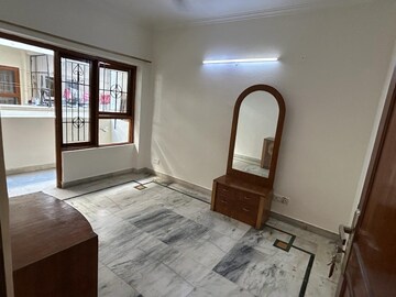 Bedroom in 3 BHK Builder Floor at Uppal Southend, Sector 49 – for Rent