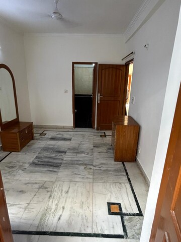 Bedroom in 3 BHK Builder Floor at Uppal Southend, Sector 49 – for Rent
