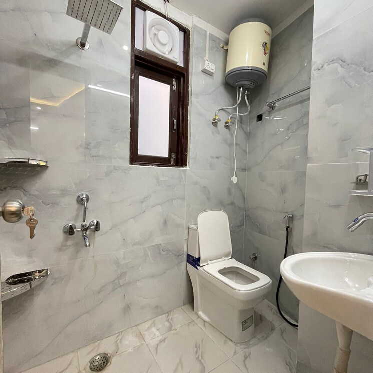 Bathroom, saket 2 Bedroom 900 Sq.Ft. Builder Floor In Saket Delhi 8438174