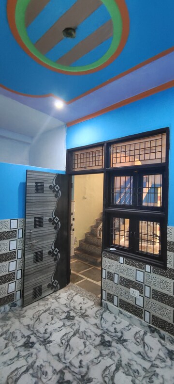 1 RK Builder Floor – Exterior View View at Dwarka Mor - for Rent