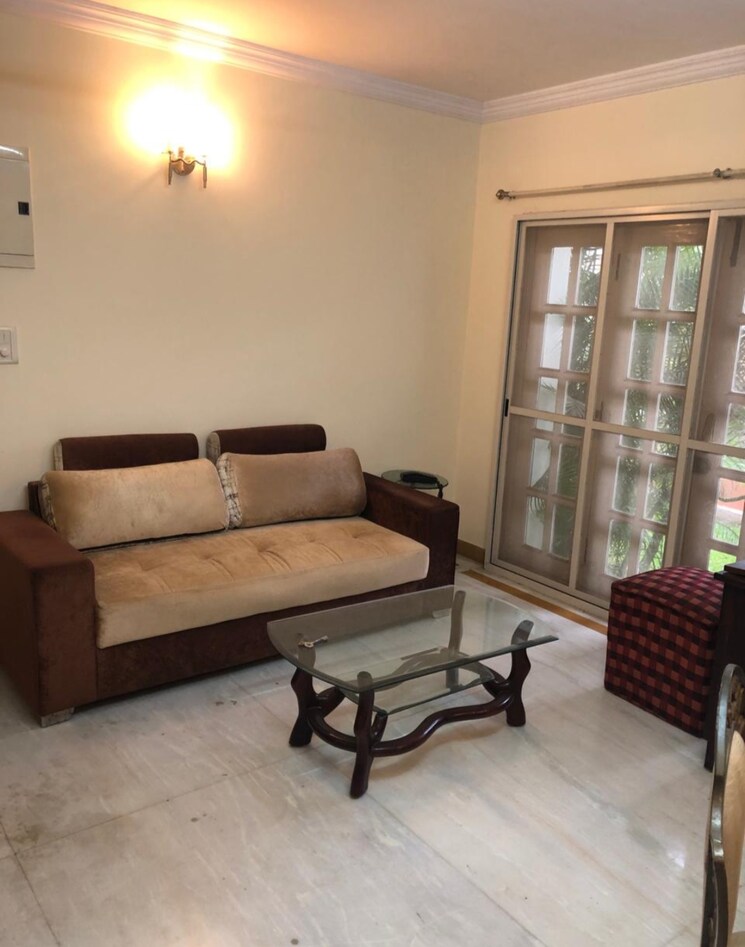 Living Room, neeladhri-mahal-apartment 2 Bedroom 1450 Sq.Ft. Apartment In Jayamahal Bangalore 8438202