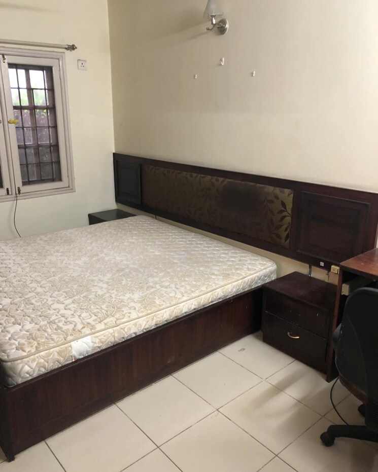 Kitchen, neeladhri-mahal-apartment 2 Bedroom 1450 Sq.Ft. Apartment In Jayamahal Bangalore 8438202