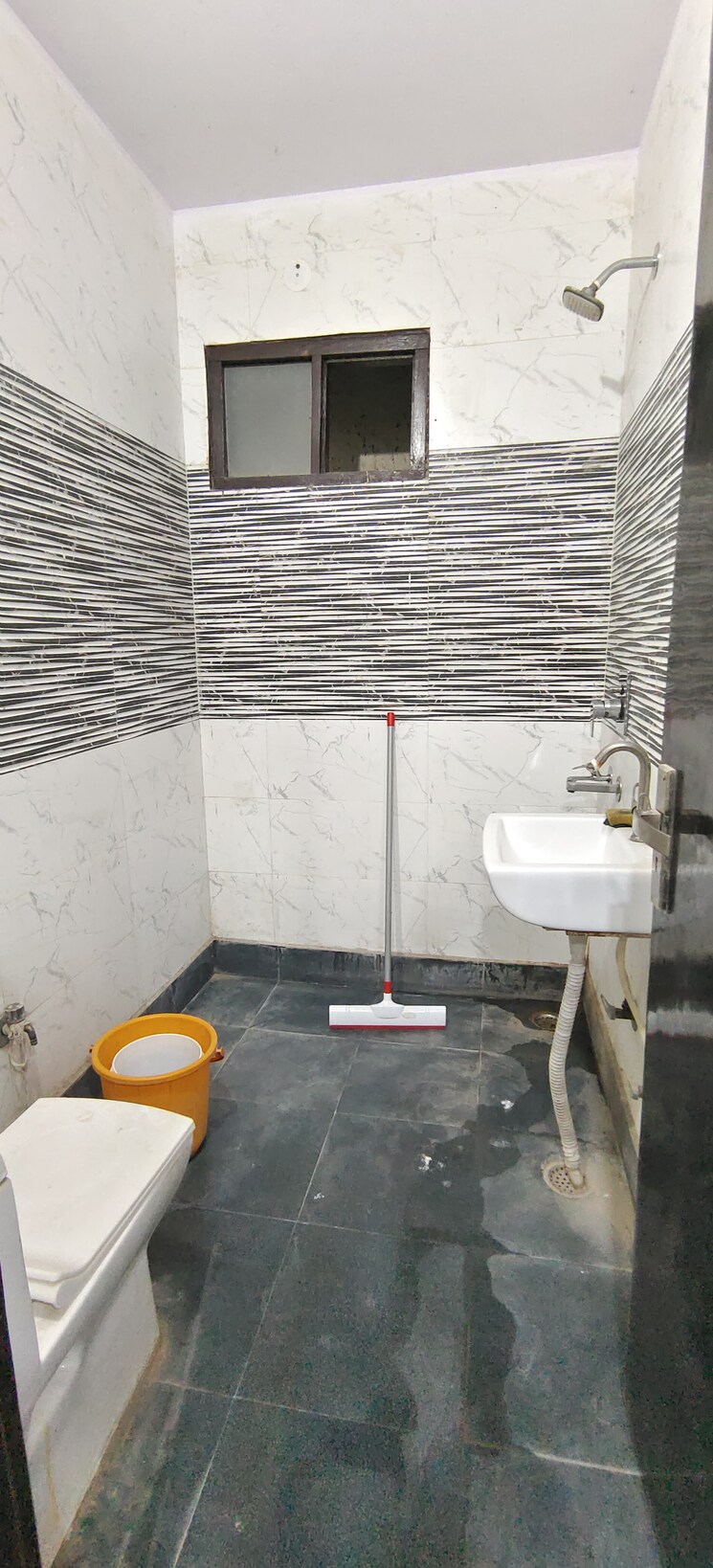 Bathroom, dwarka mor 1 RK 300 Sq.Ft. Builder Floor In Dwarka Mor Delhi 8438206