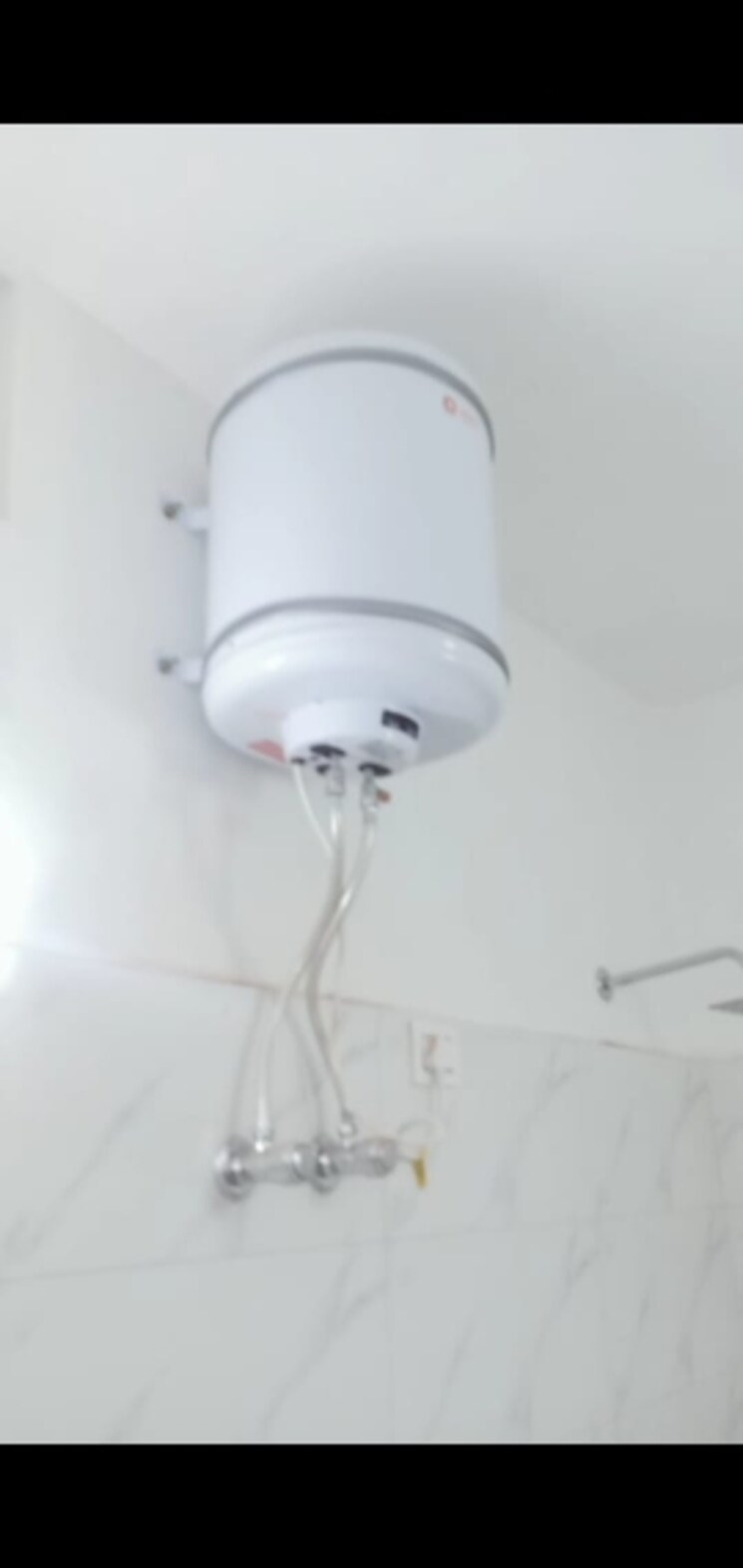 Bathroom, ip extension 3 Bedroom 900 Sq.Ft. Apartment In Ip Extension Delhi 8438298