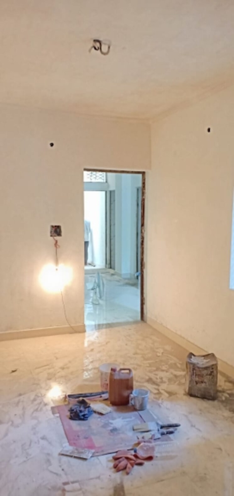 Room, ip extension 3 Bedroom 900 Sq.Ft. Apartment In Ip Extension Delhi 8438298