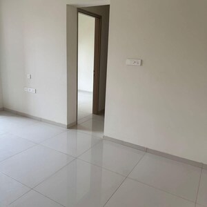 Room in 2 BHK Apartment at Wadhwa Atmosphere O2, Nahur Gaothan – for Sale