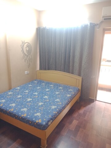 Bedroom in 2.5 BHK Apartment at Raheja Gardens, Wanwadi – for Rent