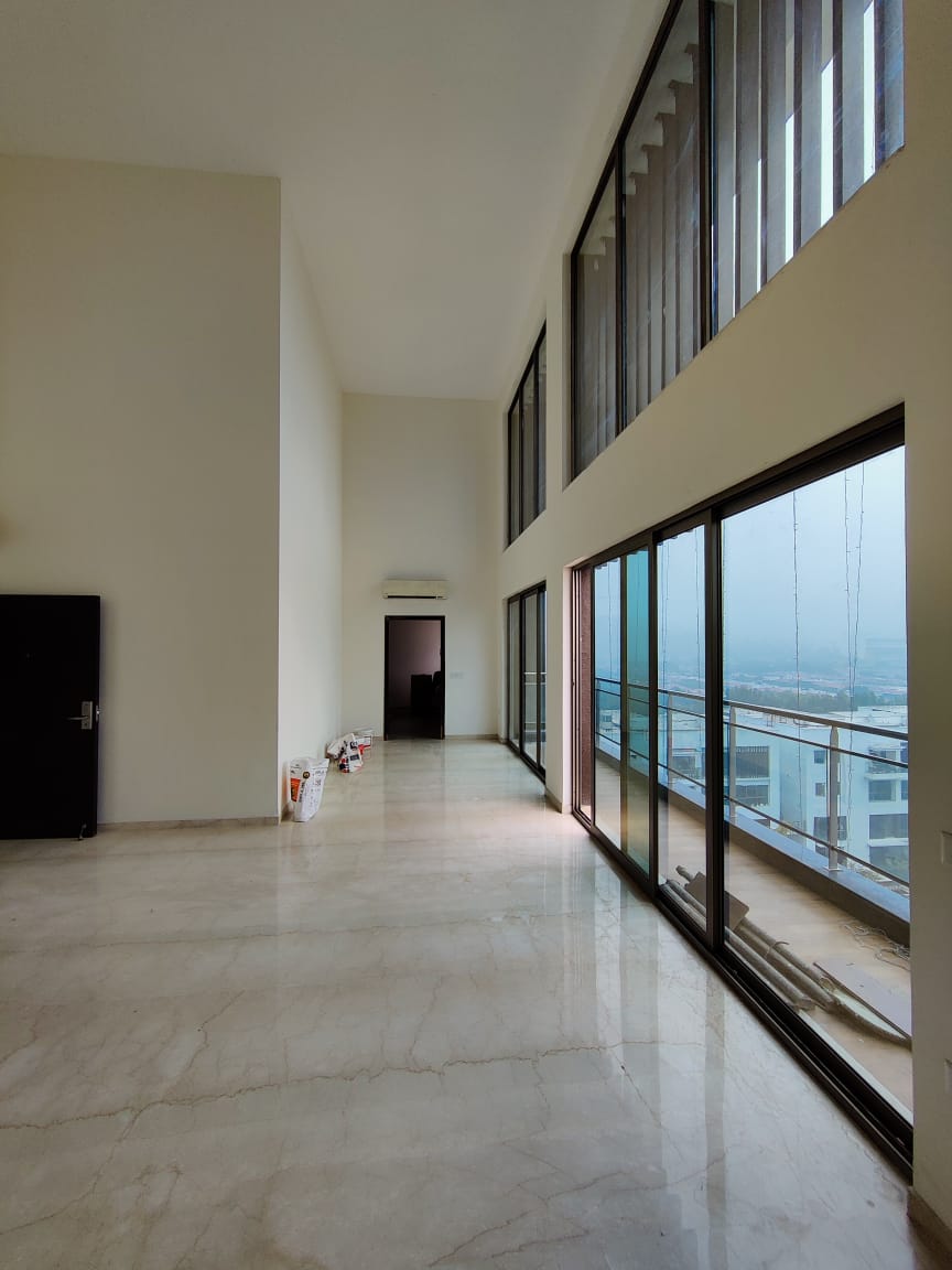 4 BHK + Pooja Room,Servant Room 4800 Sq.Ft. Penthouse in Tata Primanti-Tower Residences