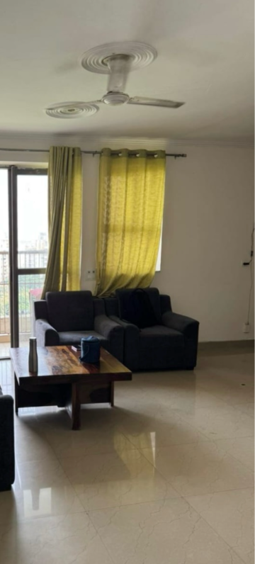 Living Room in 3.5 BHK Builder Floor at DLF Pink Town House, Dlf City Phase 3 – for Rent