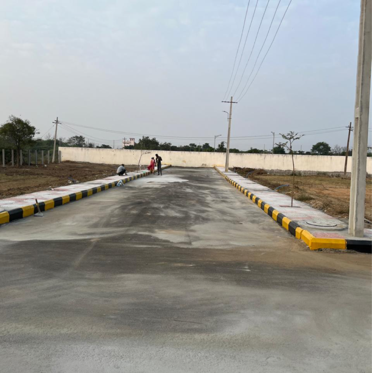 Swimming Pool, kompally  250 Sq.Yd. Plot In Kompally Hyderabad 8438439