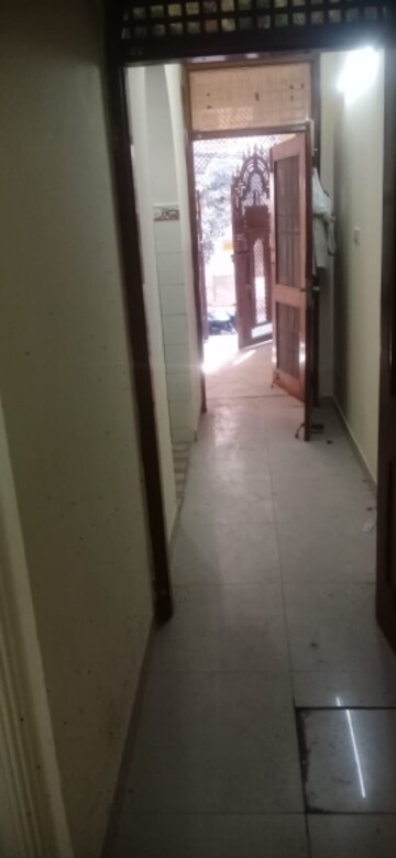 2 BHK Builder Floor For Sale in Laxmi Nagar