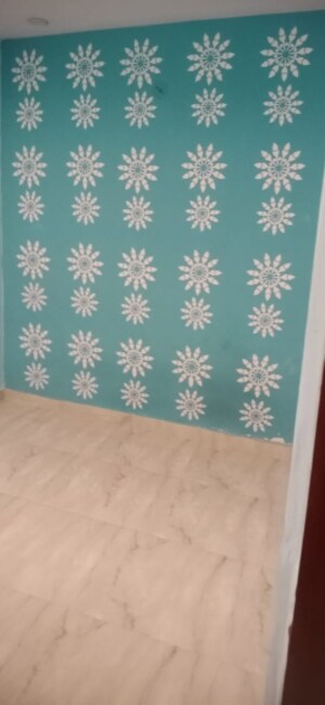 Room in 2 BHK Builder Floor at Laxmi Nagar – for Sale