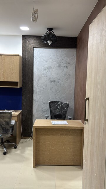 Furnished Amenities in  Office Space at Mulund West – for Rent