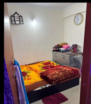 Bedroom in 2 BHK Apartment at Morabadi – for Rent