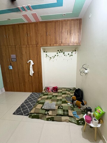 Bedroom in 1.5 BHK Independent House at Gomti Nagar – for Rent
