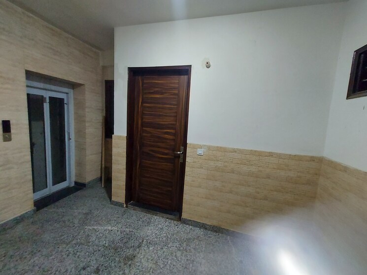 Room, rajendra nagar sector 4 4 Bedroom 1800 Sq.Ft. Independent House In Rajendra Nagar Sector 4 Ghaziabad 8438537