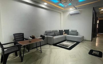 3 BHK Apartment For Sale in Aastha Kunj Apartments, Rohini Sector 18