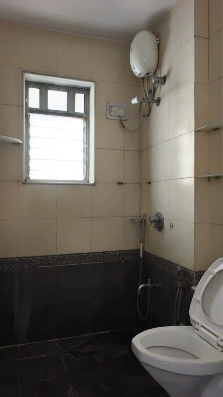 Bathroom, soham-garden 3 Bedroom 1300 Sq.Ft. Apartment In Manpada Thane 8438626