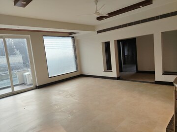 3 BHK Builder Floor For Rent in Sector 53