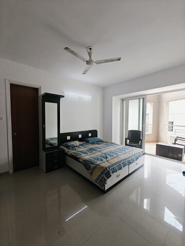 Bedroom in 3 BHK Apartment at Pinnacle Brook Side, Bavdhan – for Rent