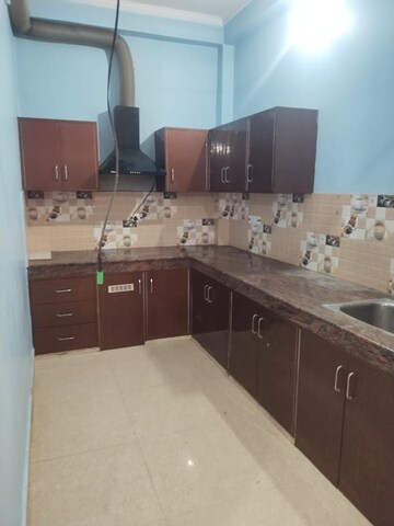 Kitchen in 1.5 BHK Villa at Wazirganj – for Rent